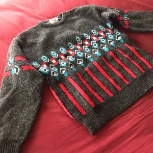 Tyrolia unisex Grey Sweater - Size Large